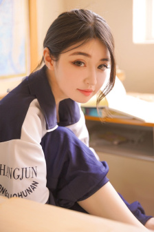 神女峰下的迷雾